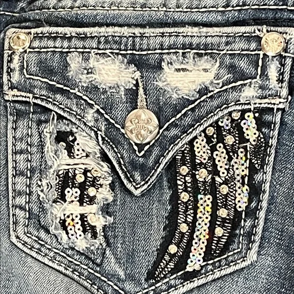 Miss Me Distressed Skinny Jeans Medium Blue Wash Sz 28”/33” - Picture 10 of 14